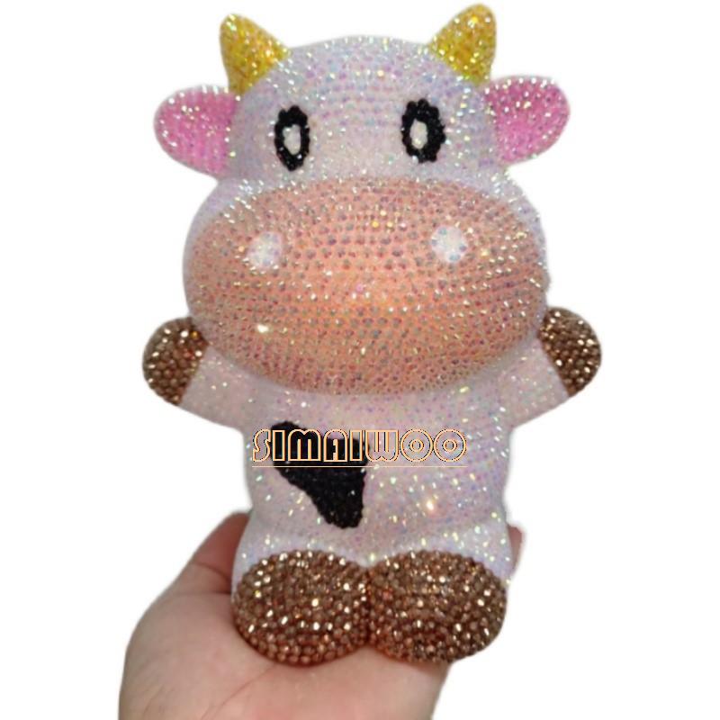 Home Decor Exhibition - DIY berlian imitasi seni boneka sapi
