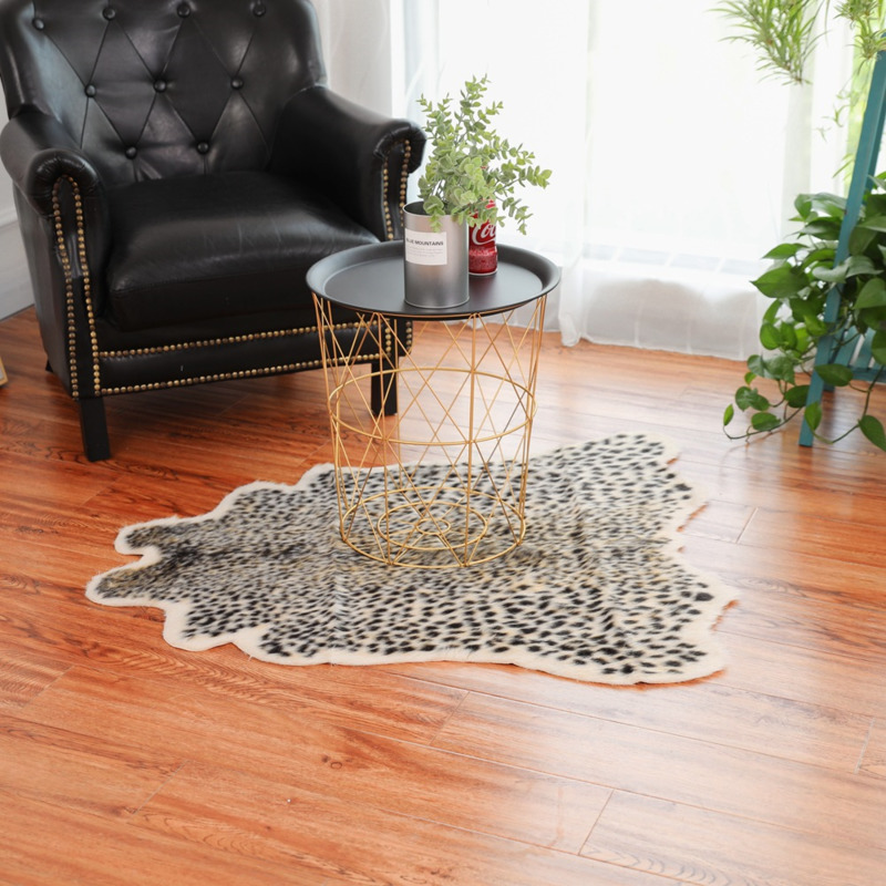 Karpet Bulu Sintetis Motif Leo - Cowhide Rug Faux ulasan dan harga